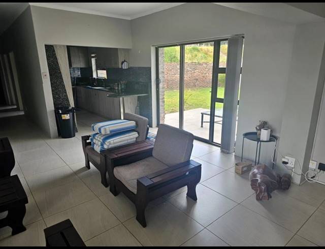4 BEDROOM HOUSE FOR SALE IN ASTON BAY